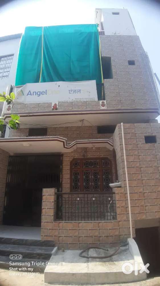 Main Sahar me  Chungi Hotal Grand Place k piche Main Road se 200 miter