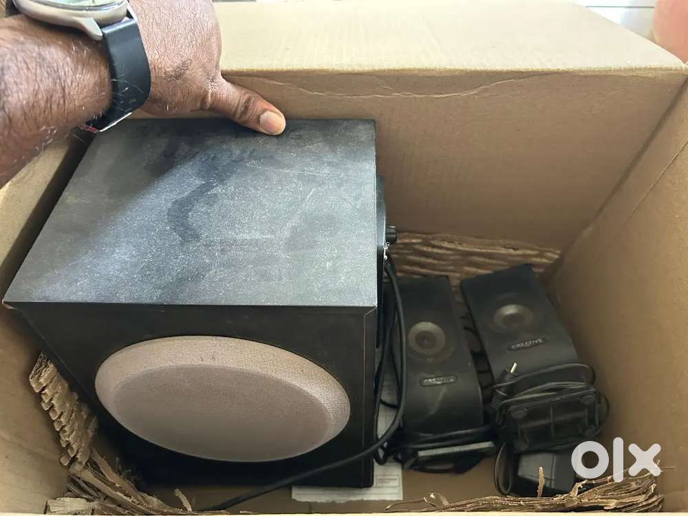 Creative speaker 2.1 woofer