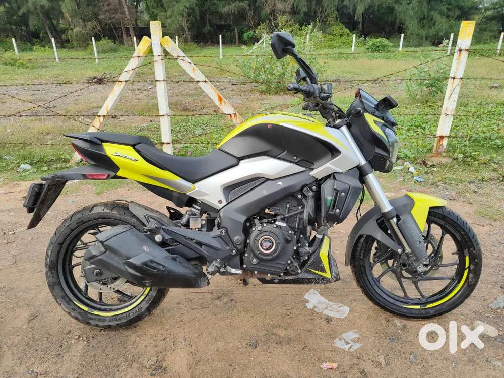 Bajaj dominar 250 lime green November registration
