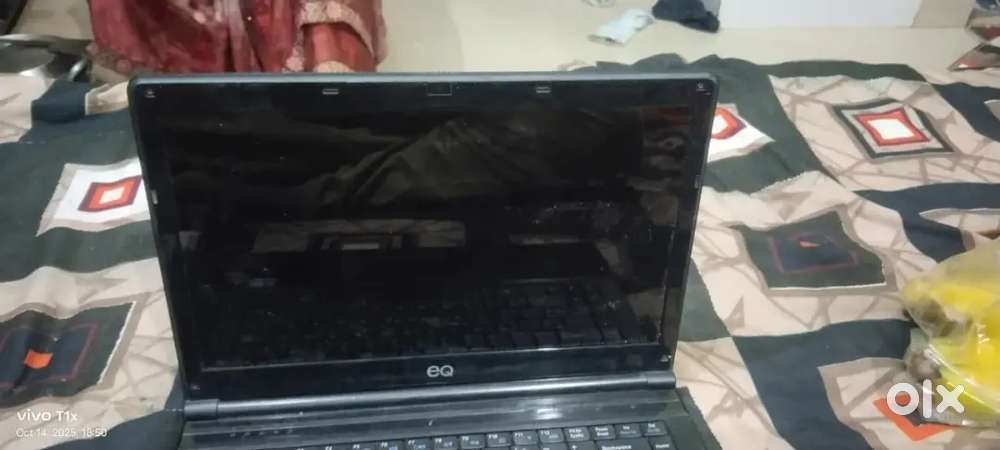 Dead leptop for sell