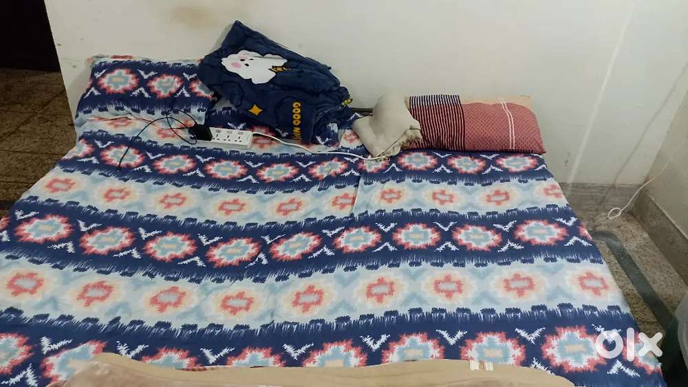 2bhk house for individual bachelor ,I want a partner