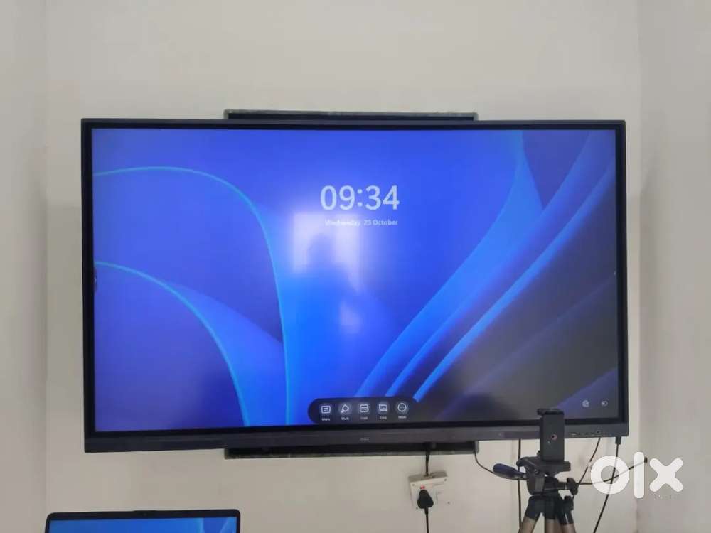 75 inch Smart Board (Interactive Board)