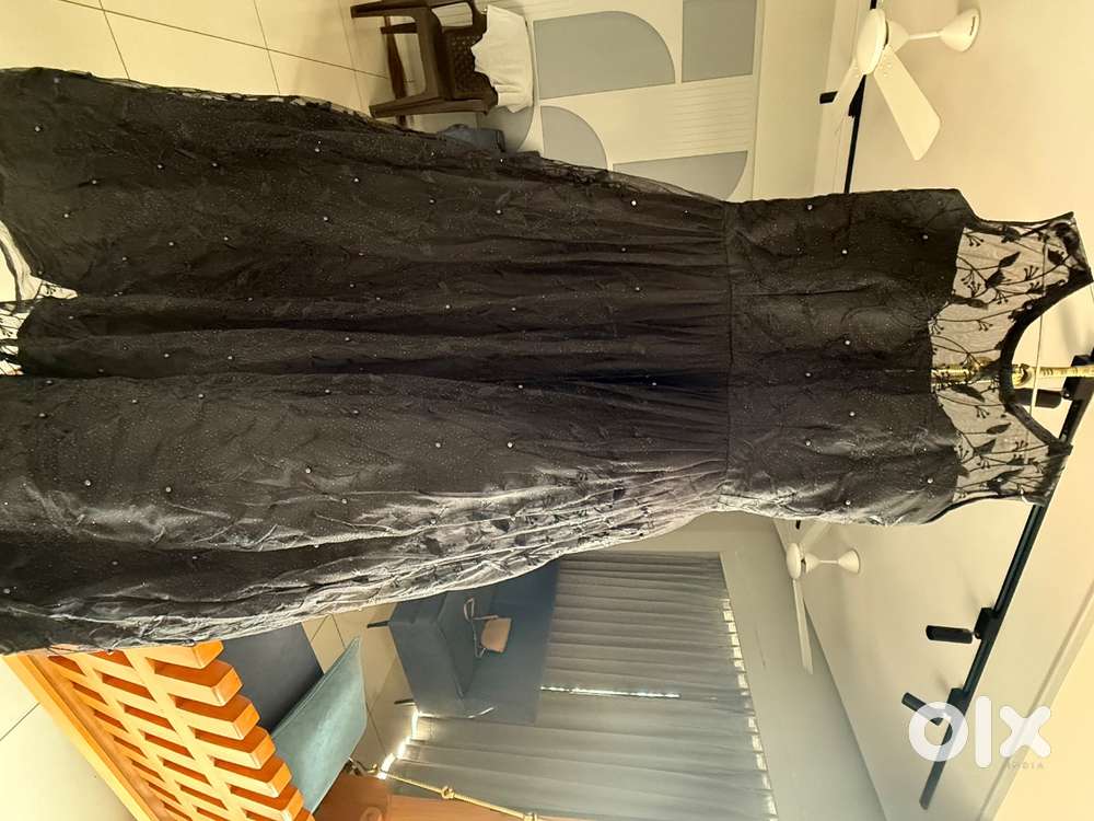 Black party dress