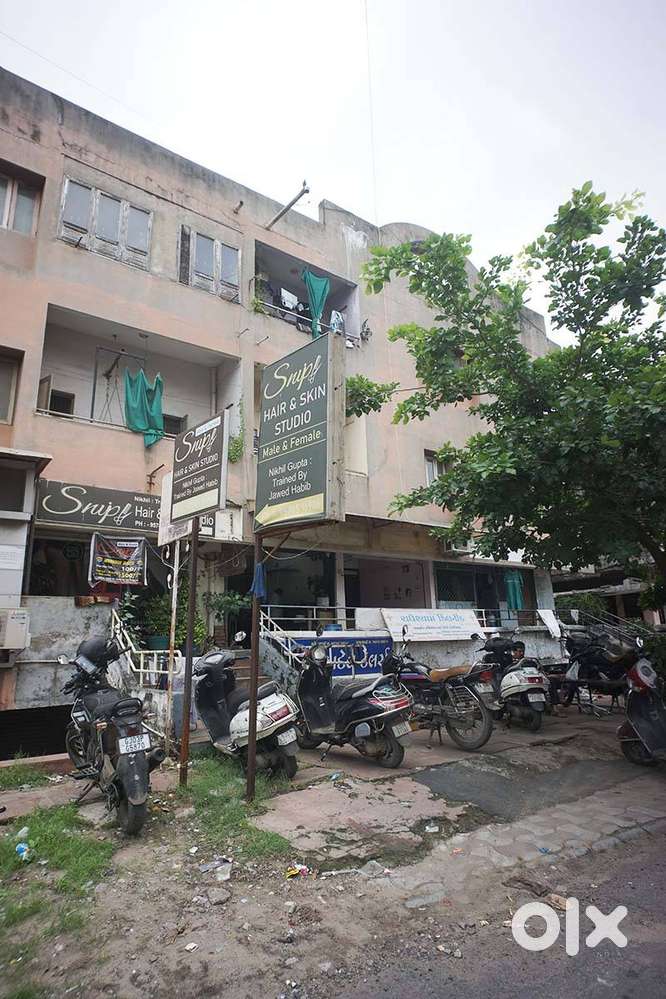 Punit Complex Shop For Sell in maninagar