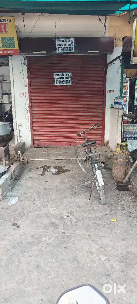 Shop available for rent in main parag market Ashiyana