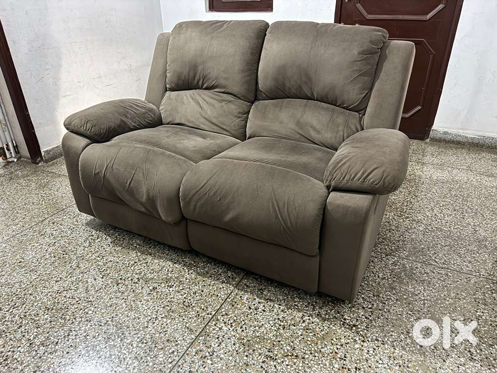2 Seater Manual Reclining Sofa By Nilkamal For Sale