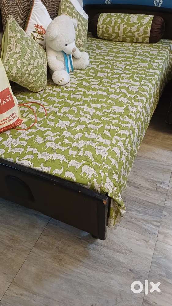 single bed without box and mattress