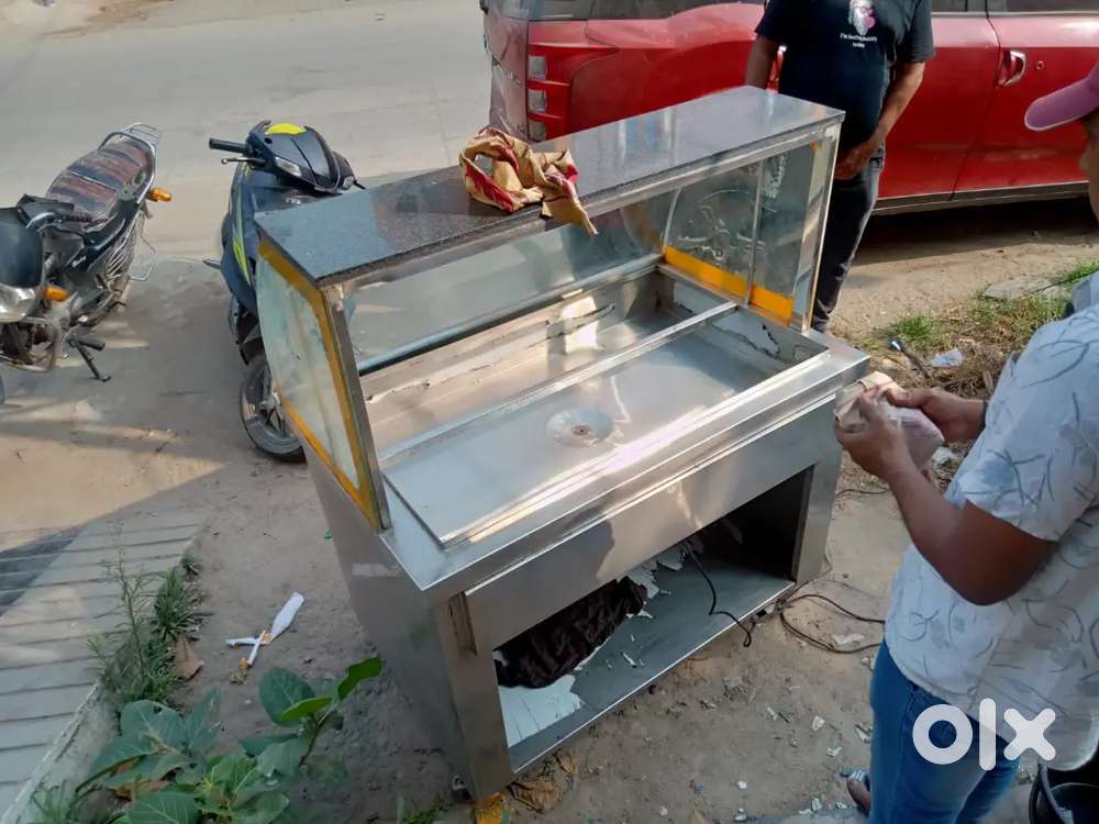 Curry point Display Counter 8 dishes (6 months old)