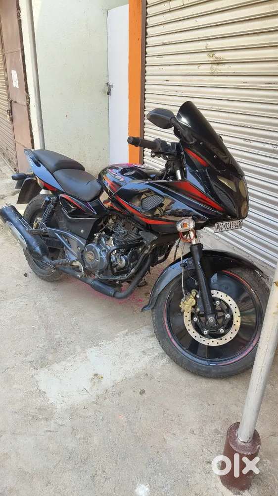 Pulser 220. 2019 model