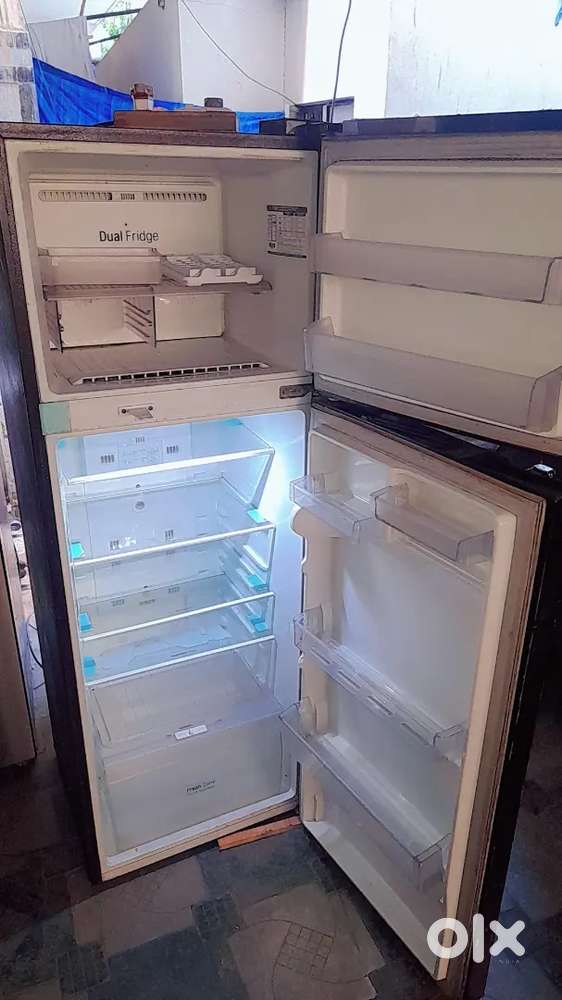 LG double door fridge /Refrigerator available for sale working conditn