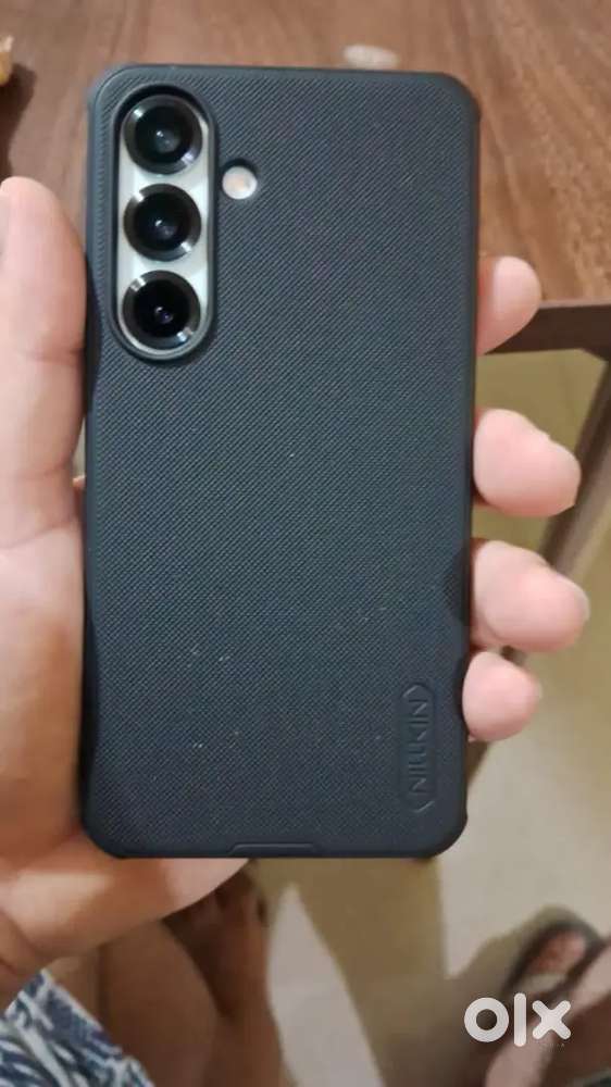 Urgent sell Samsung  galaxy s25 12/256 1 month old