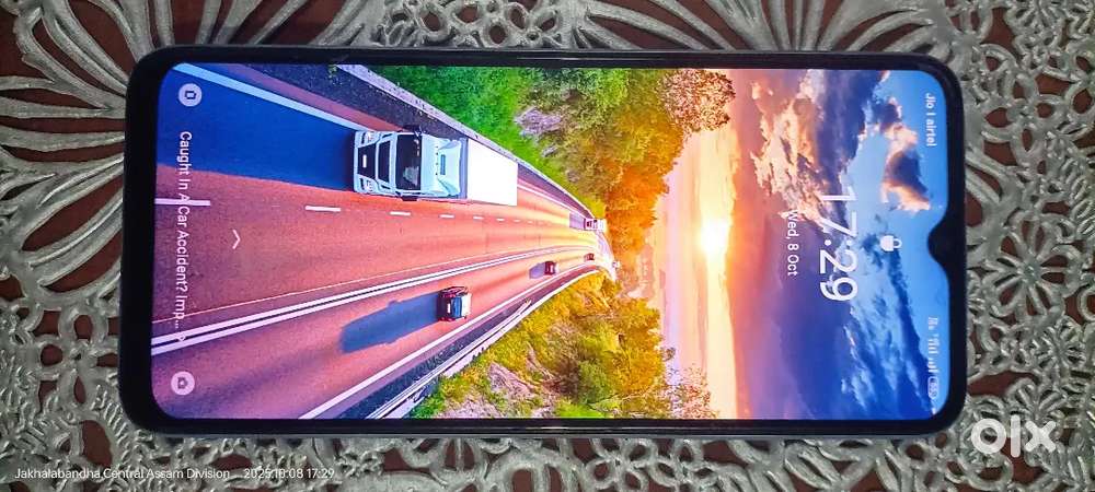 Oppo f 17 on sale.. model 2023 , #4g in good condition no scratches