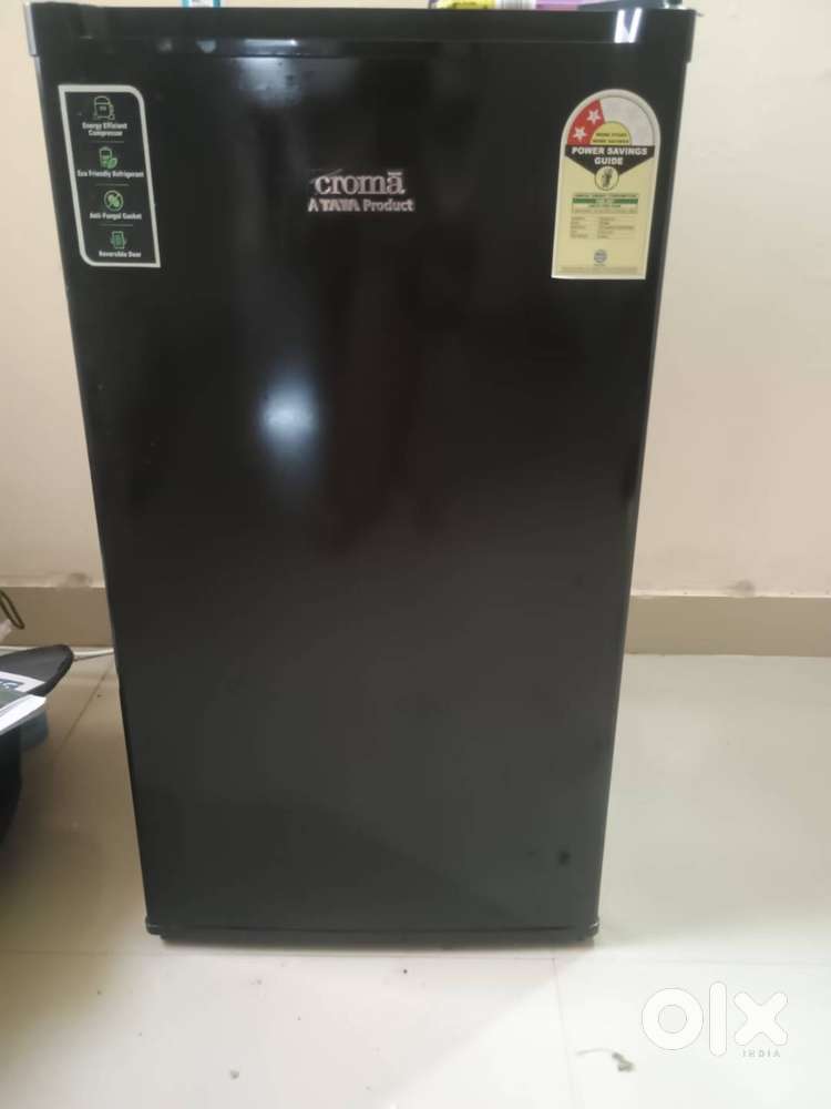 Croma Black Single Door Fridge/Refrigerator Under Warranty Period.