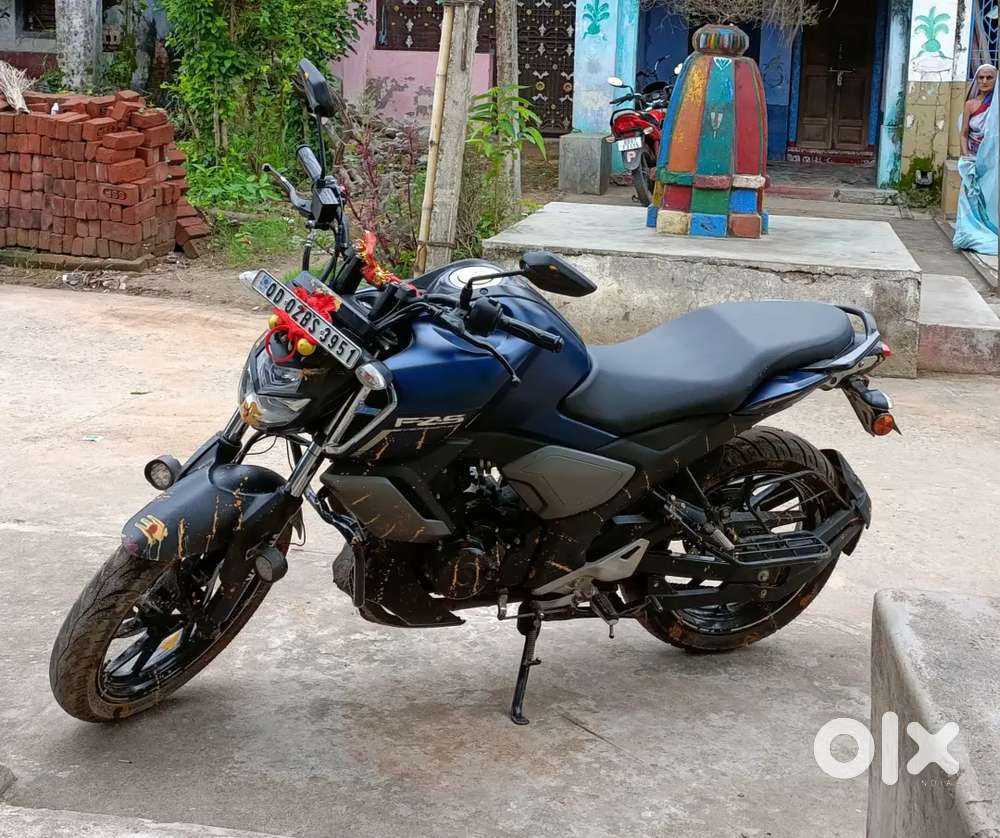 Yamaha fzs v3