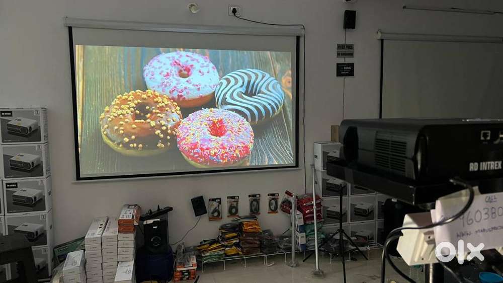 New Best quality 4K 3D projectors and screens wall tripod at wholesale