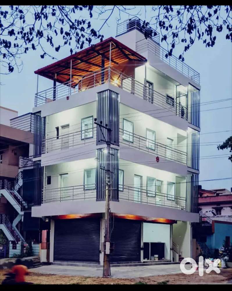 2ND Floor Corner Space for Rent