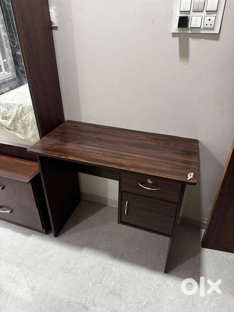 study table