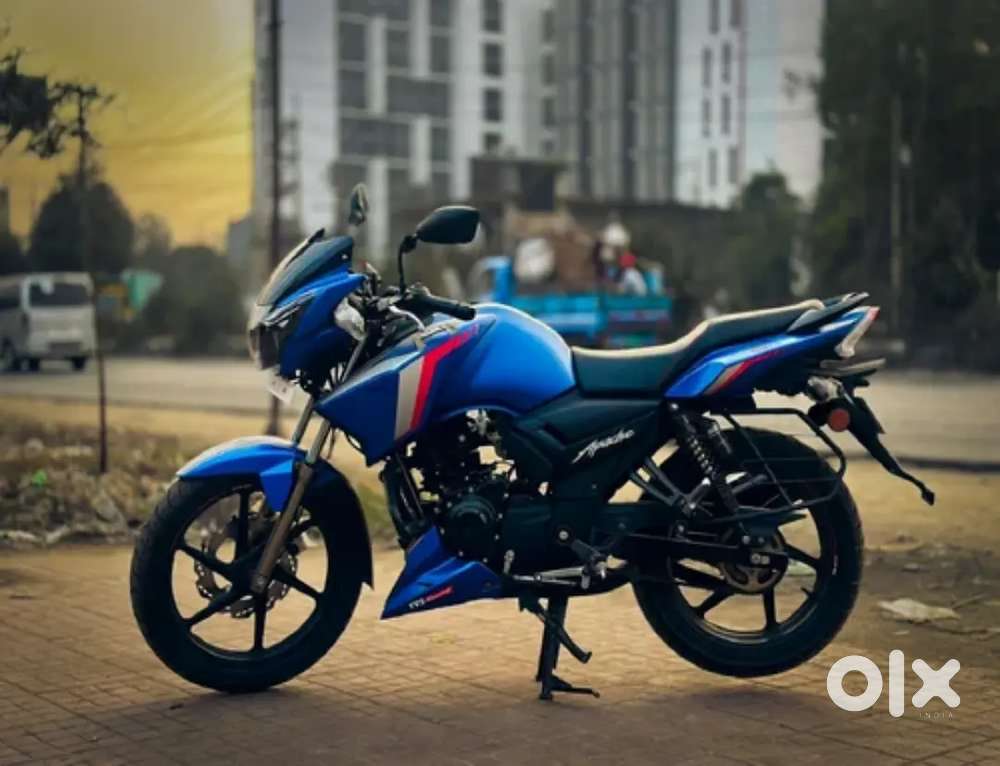 TVs Apache RTR 160 Disc both wheel