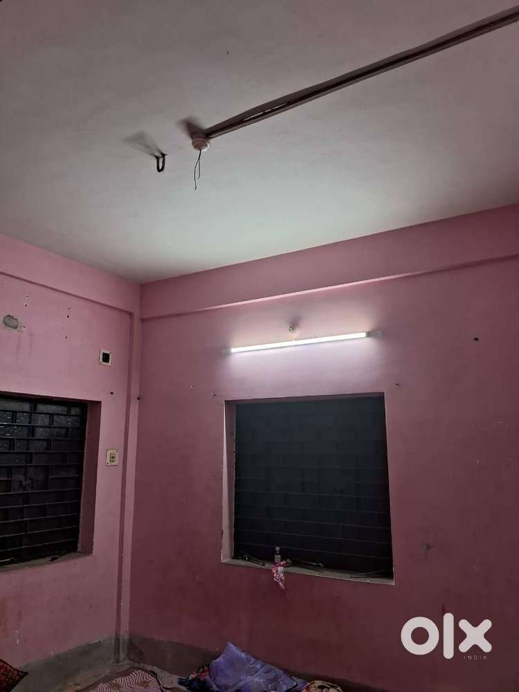 South east facing flat