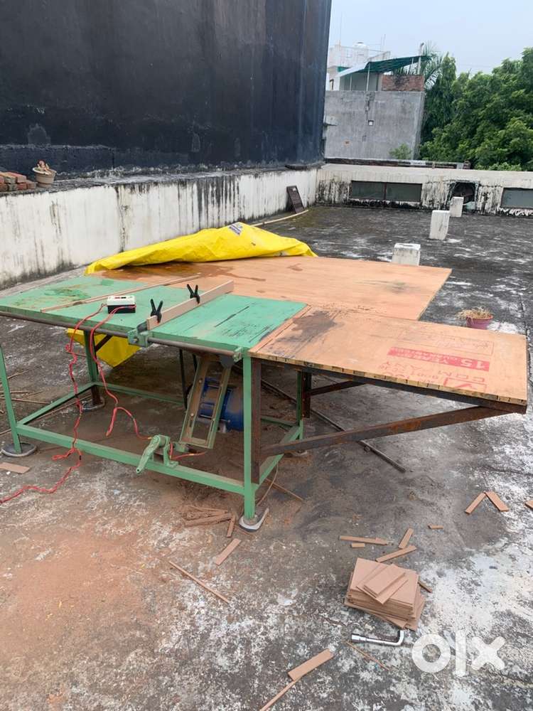 Table wood cutting machine ( 3ft gaugae size)
