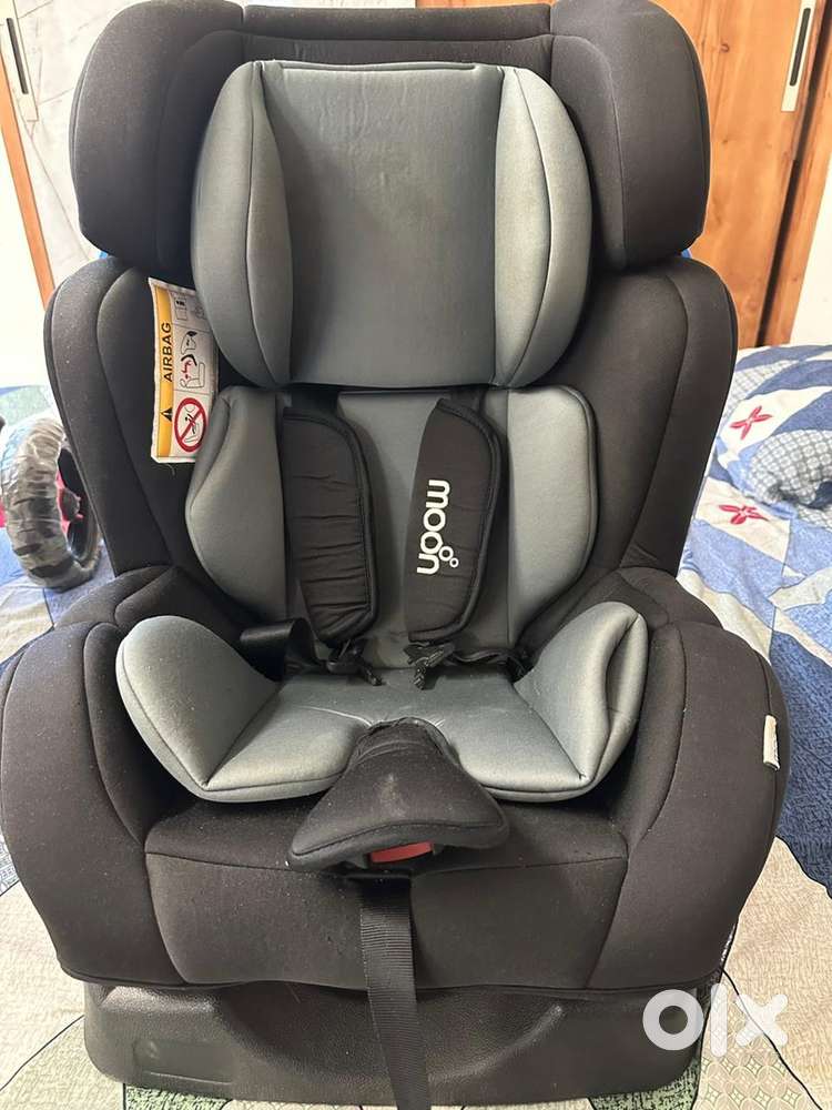 KIDS CAR SEAT