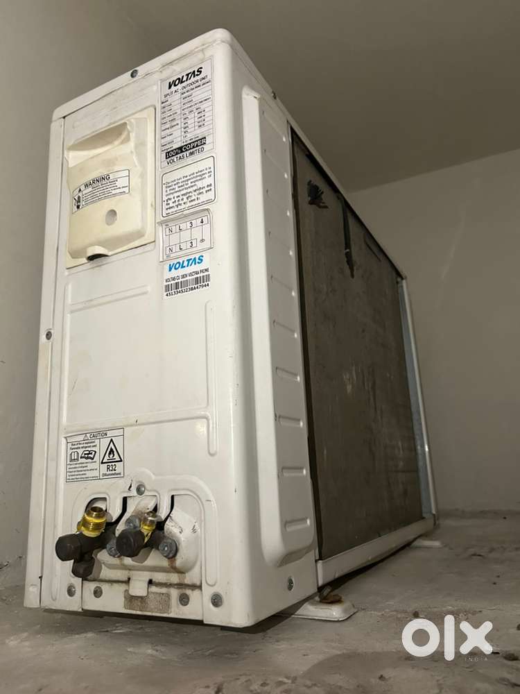 1.5 ton split ac in excellent condition