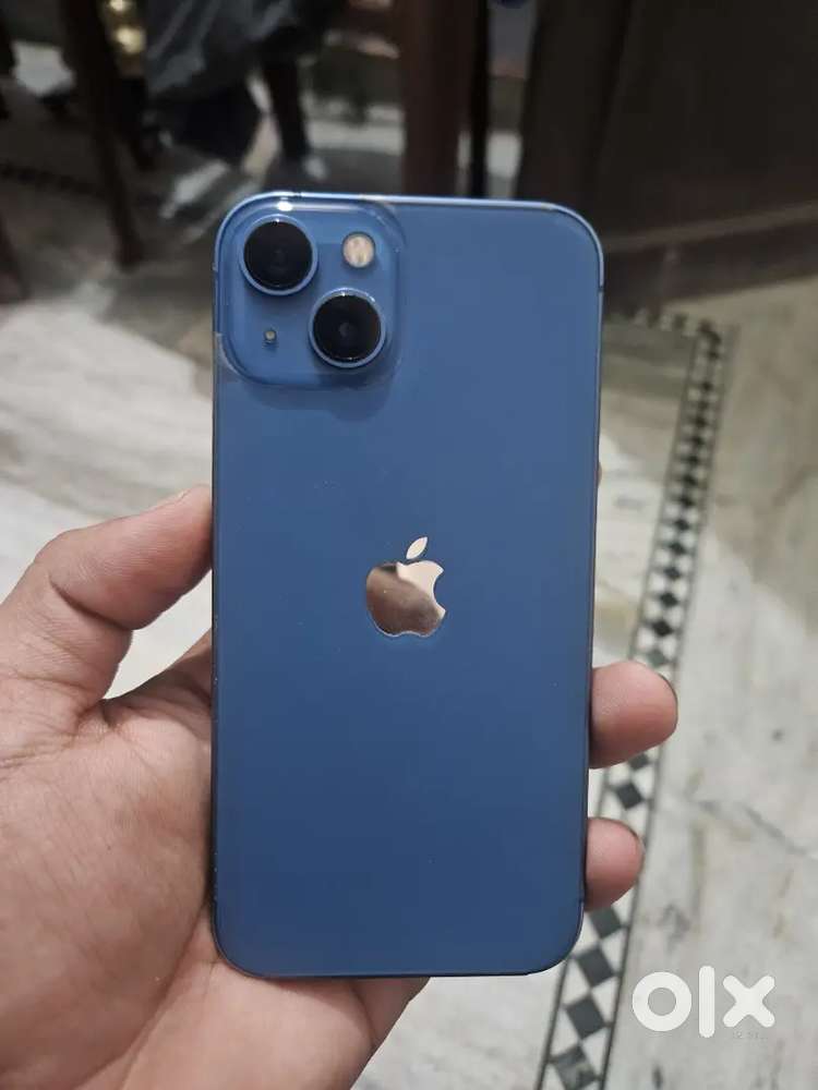 IPhone 13.