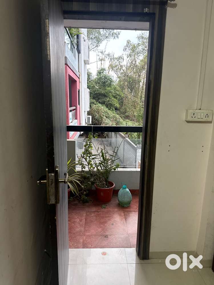 Looking for male Flatmate for 1 Seprate room