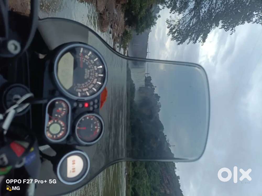 Royal Enfield himalayan 411cc