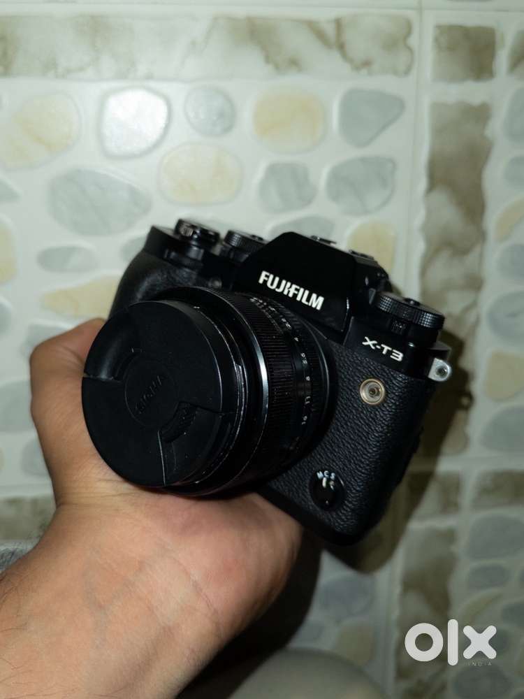 Fujifilm XT3 with Original Fujifilm Lens 35mm