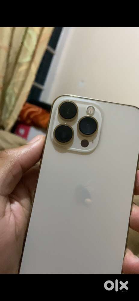 I phone 13 pro 128 gb Gold Colour Usa Varent