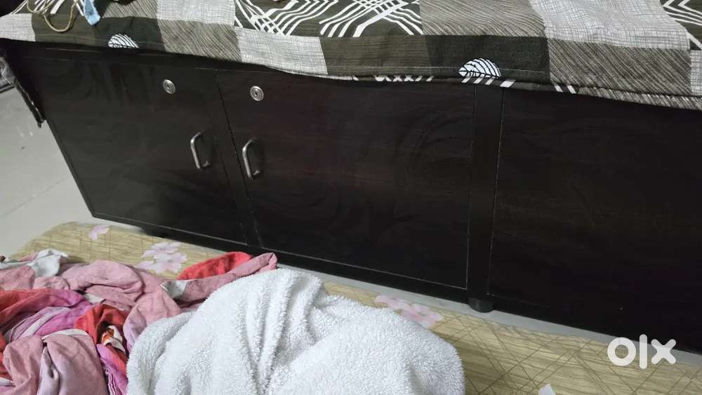 Single bed