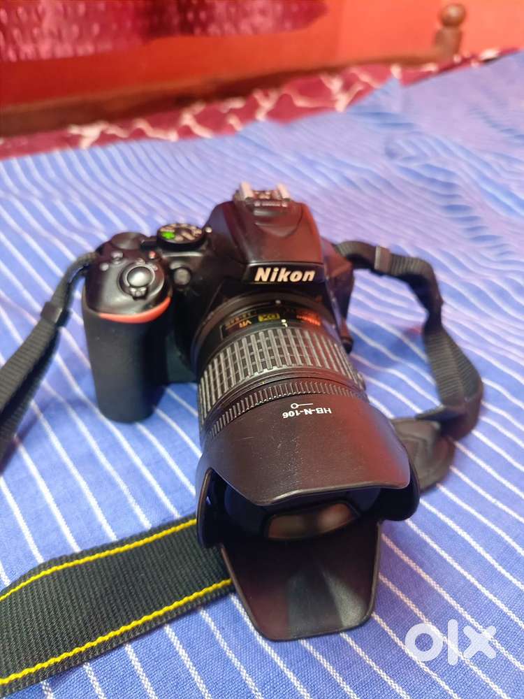 Nikon D5600 DSLR with 18-55mm Lens Kit