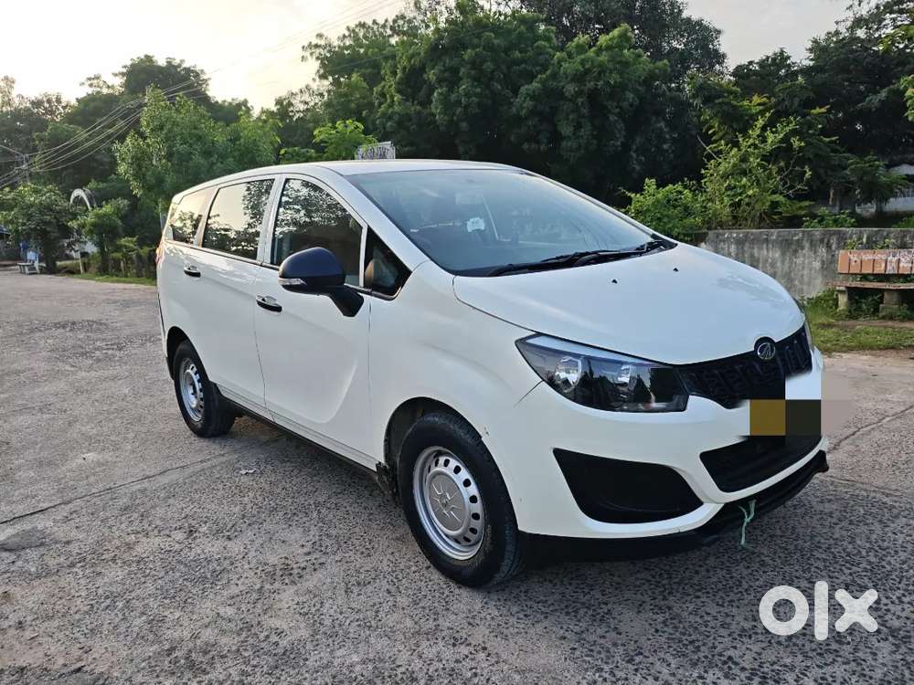 Mahindra Marazzo DEC 2022