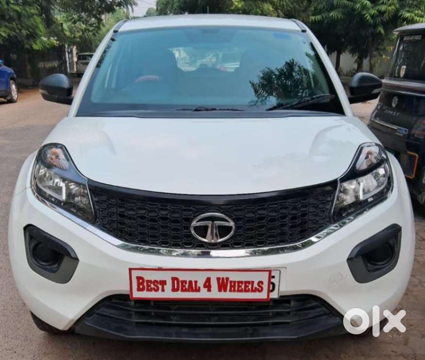 Tata Nexon 1.2 Revotron XM, 2018, Petrol