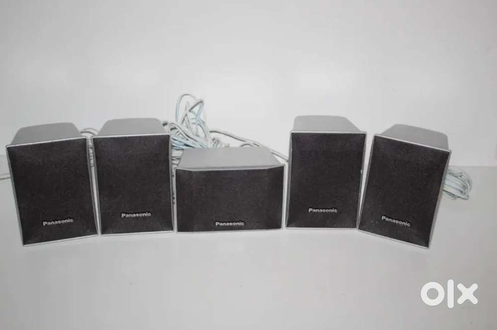PANASONIC 5.0 Satellite,surround speakers.