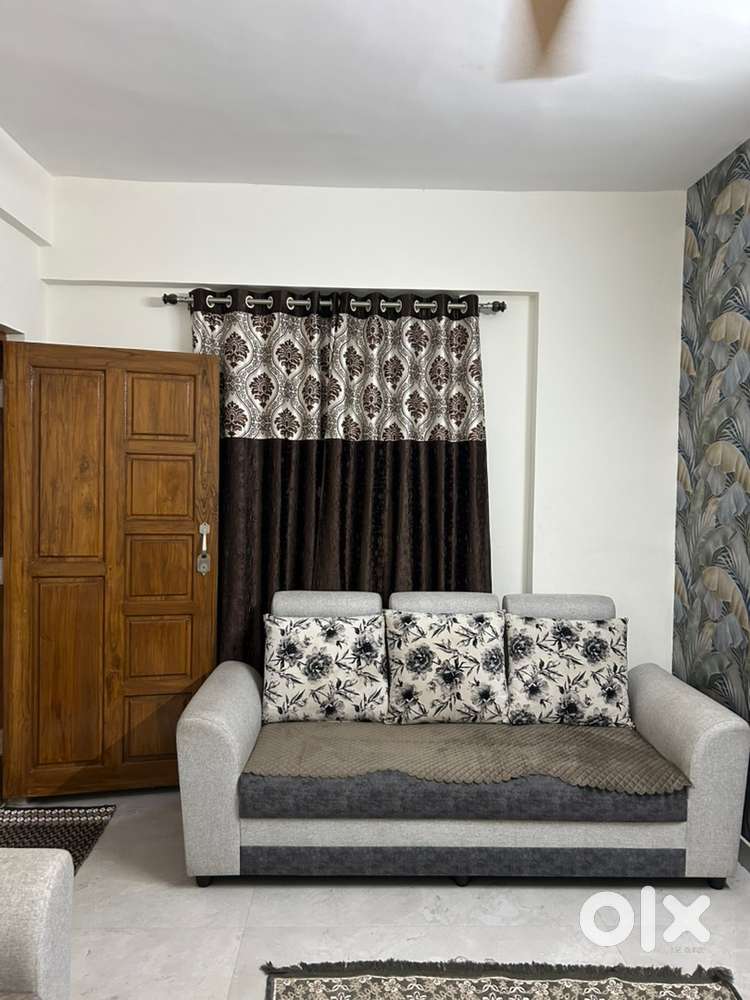 2BHK ready to move fully furnished flat for rent in Kurmannapalem