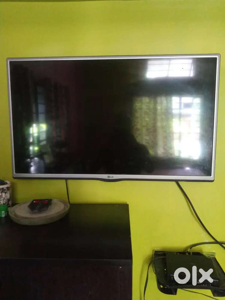 LG LED 32 INC TV