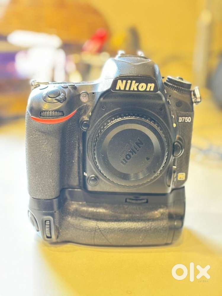Nikon d750 full frame camera and a limited range of lenses for sale