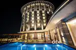 HOTEL ROOM REQUIRED ON LEASE