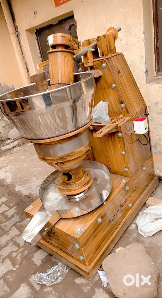 Wooden Cold pressed oil expelling machine