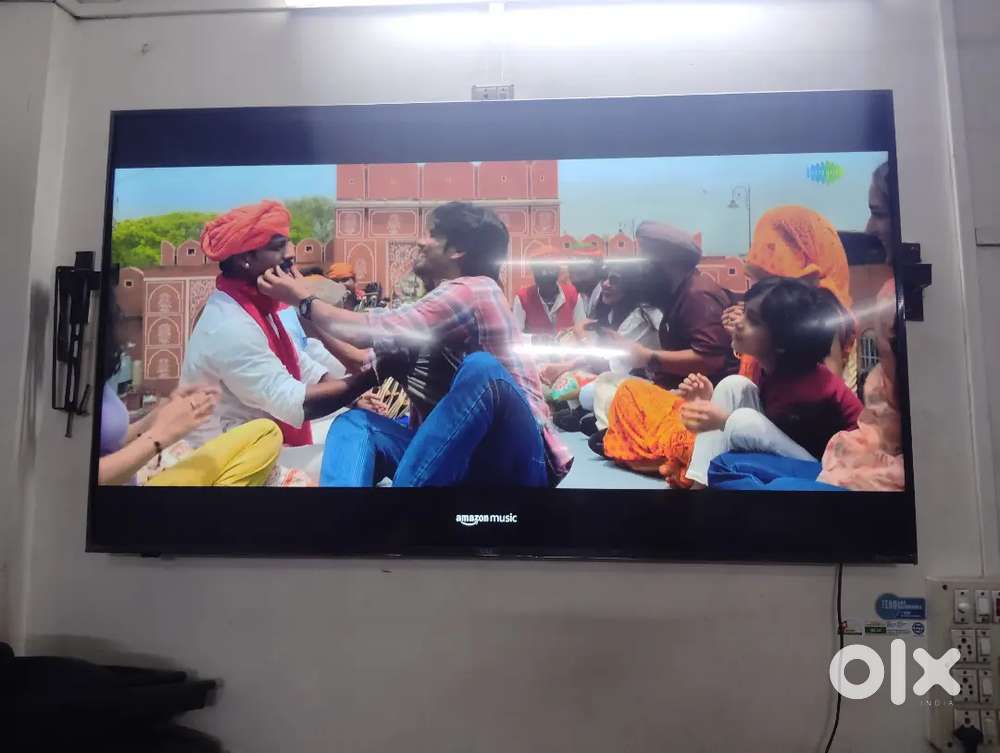 VU 65 INCH SMART TV 4K NEW CONDITION