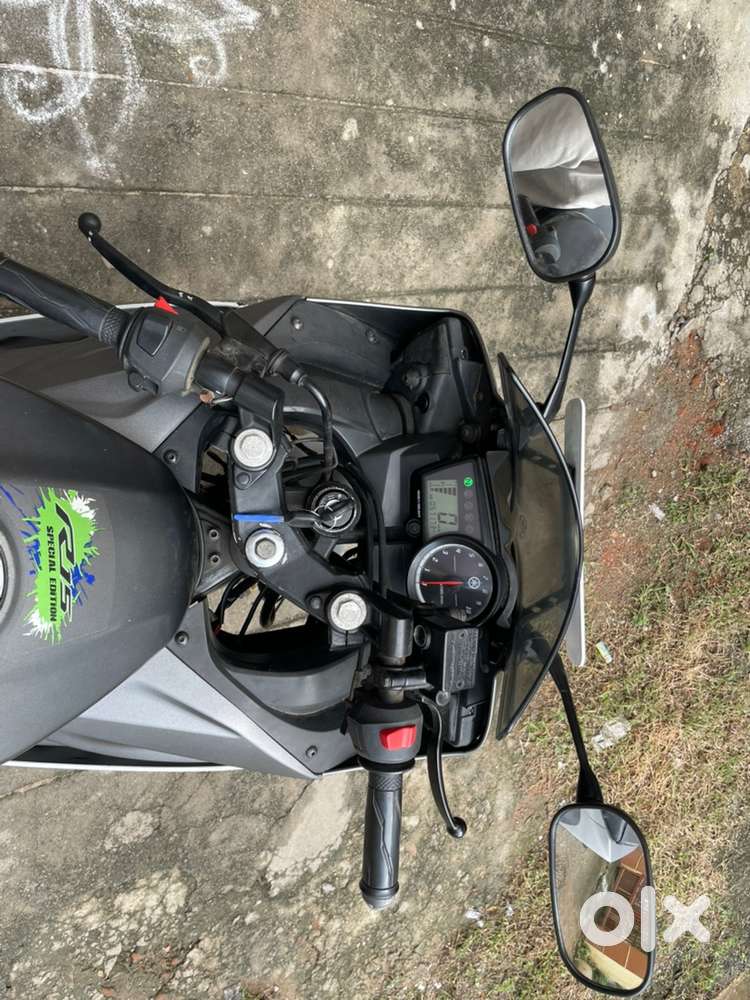 Yahama R15 V2 2016 -57173 km.