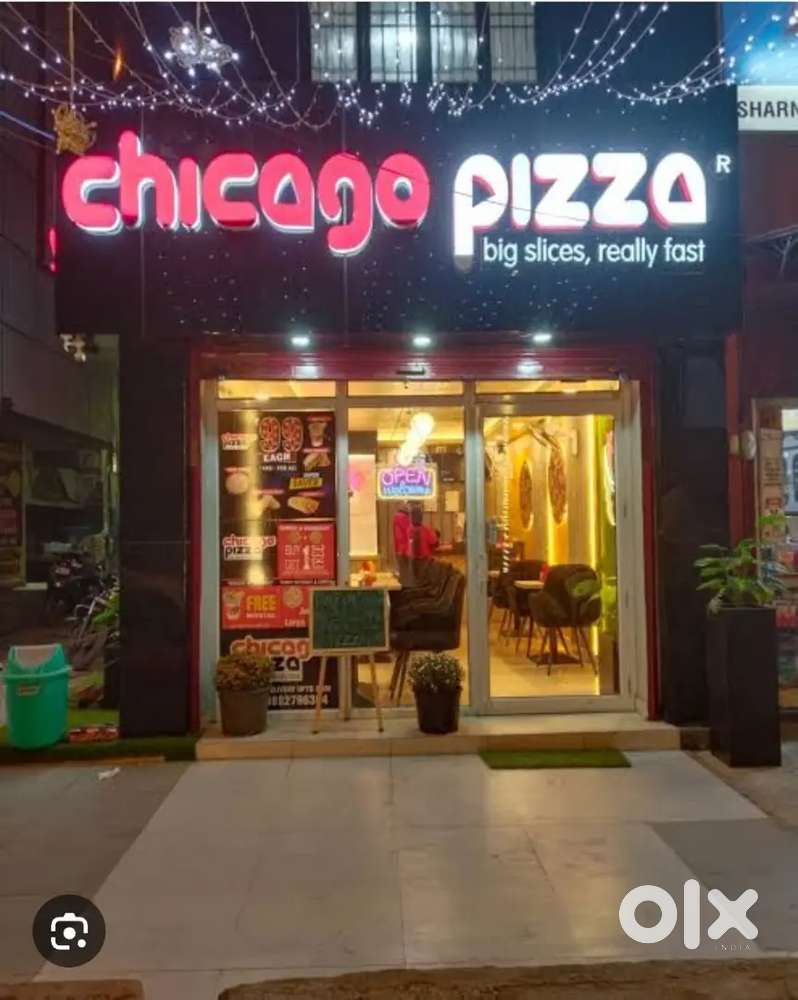 Complete Resturant Outlate Sale 90% Discount Chicago Pizza