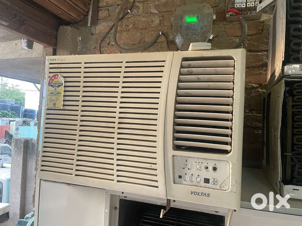 We are selling Window acs