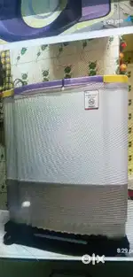 Semi Automatic LG 7.5kg Washing machine.