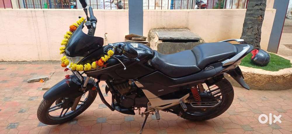 Single Handled HERO CBZ XTREME 150CC