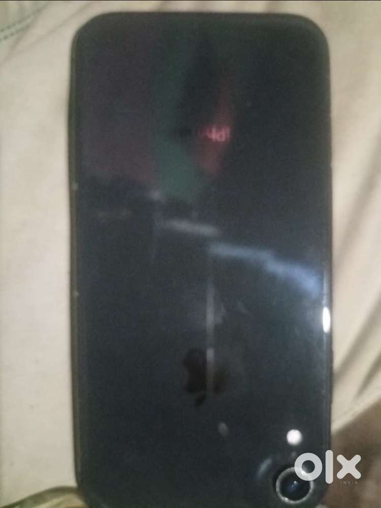 IPhone XR charger available 128 GB