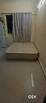 Queen size bed