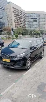 Mahindra marazzo m4 6+1 Life tax